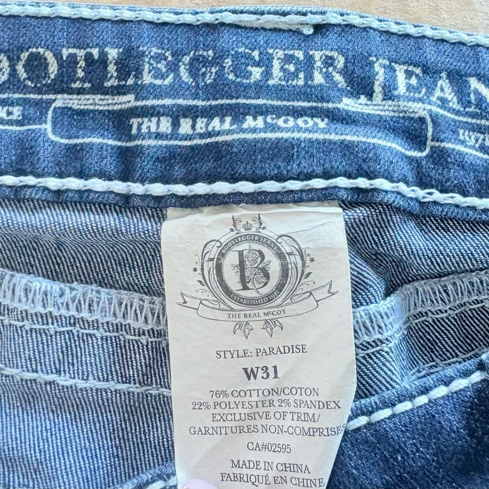 Ladies Bootlegger Jeans - Picture 3 of 4